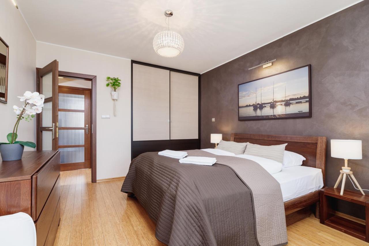 Apartments Obopolna Cracow By Noclegi Renters Krasków Εξωτερικό φωτογραφία
